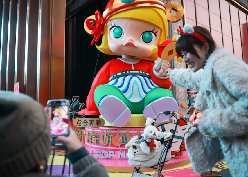 求新:國際品牌搶檔口 市中心辦起了“全球廟會”