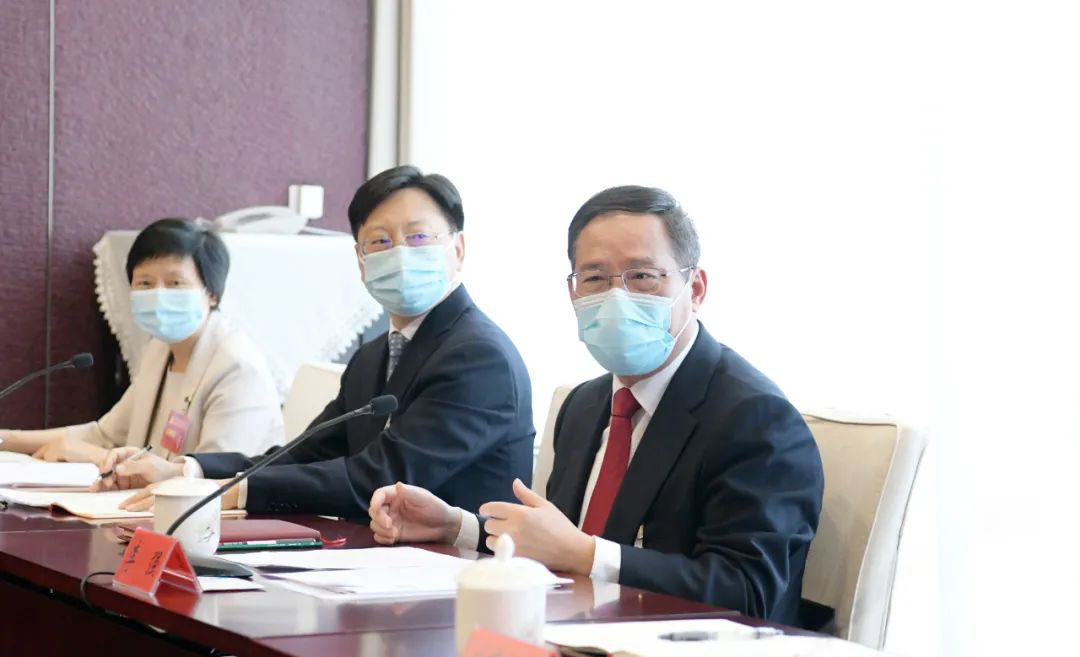 李強參加市級機(jī)關(guān)系統(tǒng)代表團(tuán)小組審議，詳釋市委報告主題