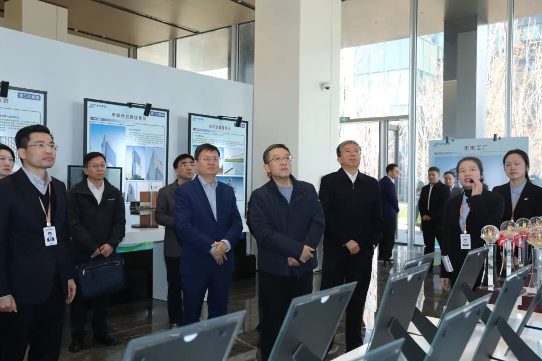 1212_091746_811.jpg 1212_091746_811.jpg