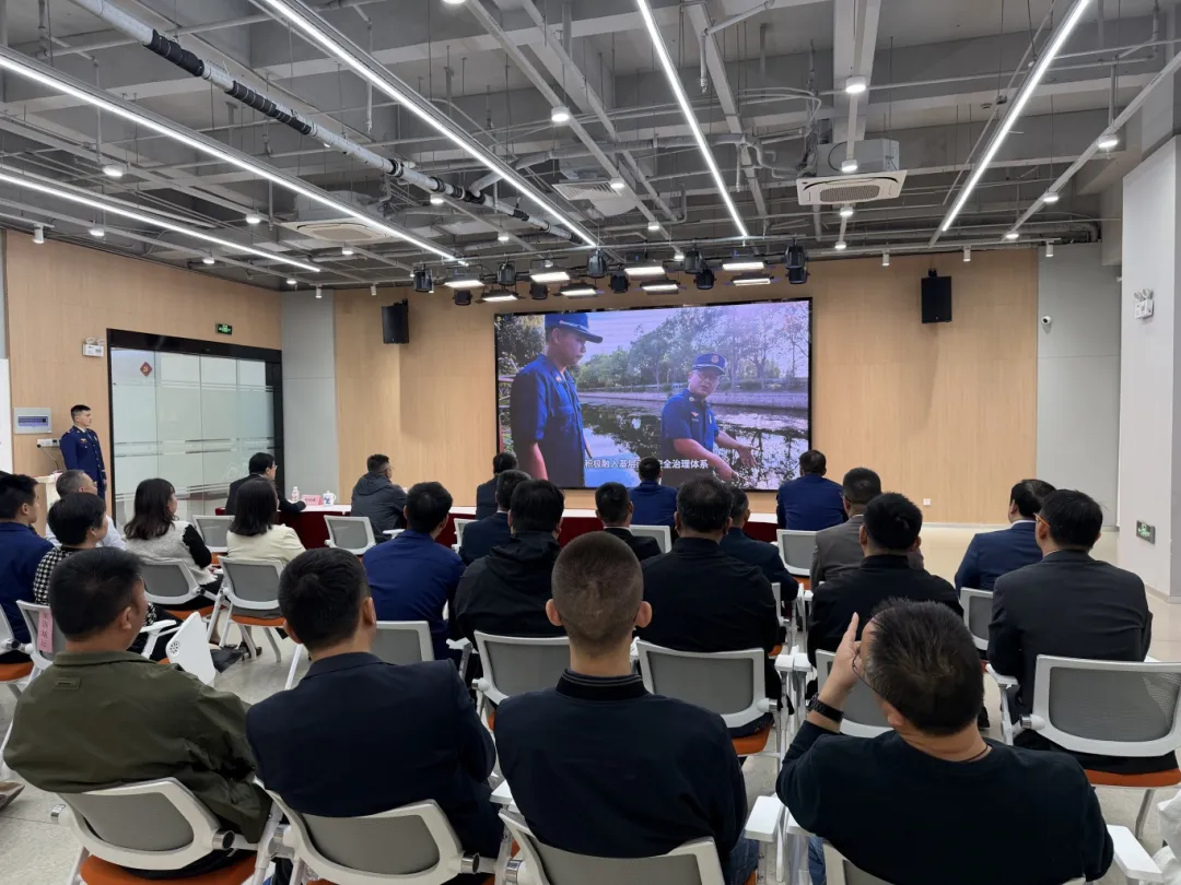 1031_115204_561.png 1031_115204_561.png